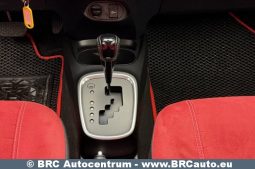 Toyota Yaris 1.5 Hybrid Automatas 2017 full