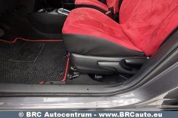 Toyota Yaris 1.5 Hybrid Automatas 2017 full