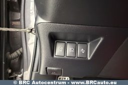 Toyota Yaris 1.5 Hybrid Automatas 2017 full