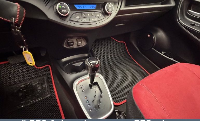 Toyota Yaris 1.5 Hybrid Automatas 2017 full