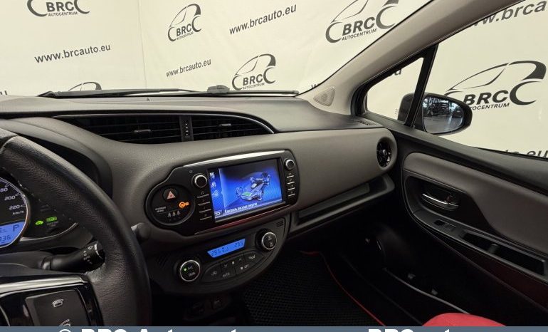 Toyota Yaris 1.5 Hybrid Automatas 2017 full