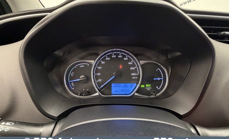Toyota Yaris 1.5 Hybrid Automatas 2017 full