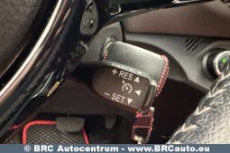 Toyota Yaris 1.5 Hybrid Automatas 2017 full