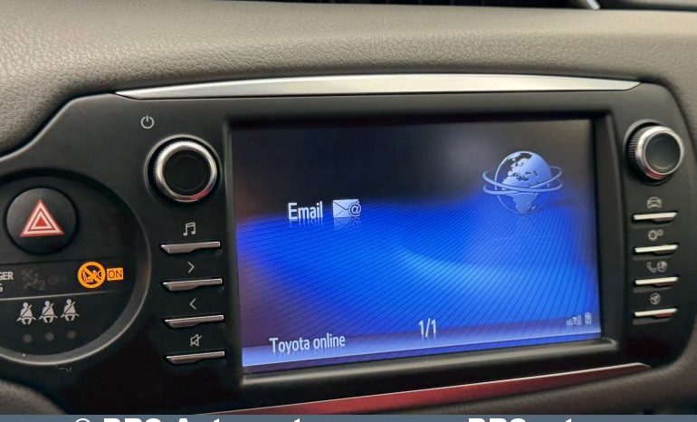 Toyota Yaris 1.5 Hybrid Automatas 2017 full