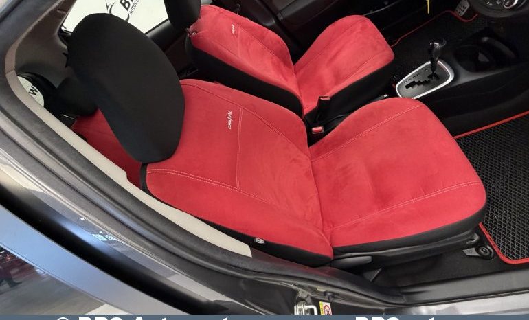 Toyota Yaris 1.5 Hybrid Automatas 2017 full