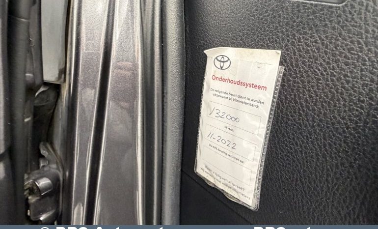 Toyota Yaris 1.5 Hybrid Automatas 2017 full