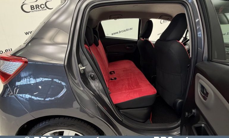 Toyota Yaris 1.5 Hybrid Automatas 2017 full