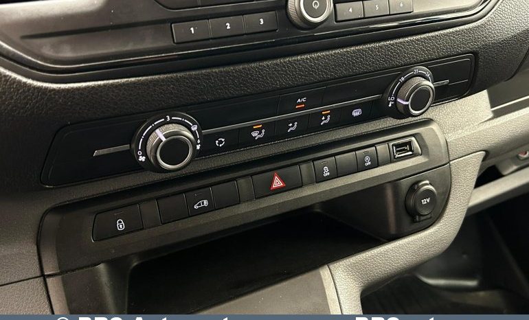 Toyota Proace 2.0 D-4D Panel Van Medium Single 2021 full