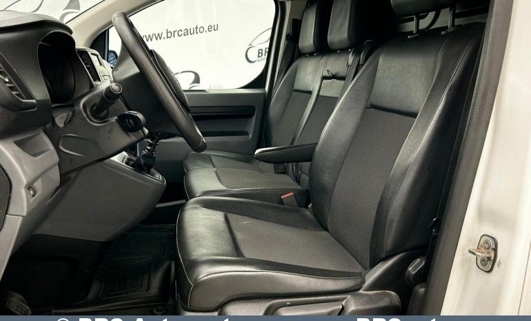Toyota Proace 2.0 D-4D Panel Van Medium Single 2021 full