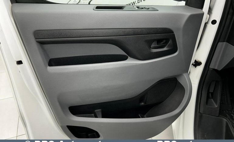 Toyota Proace 2.0 D-4D Panel Van Medium Single 2021 full