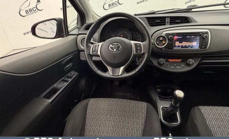 Toyota Yaris 1.3 VVT-i 2013 full