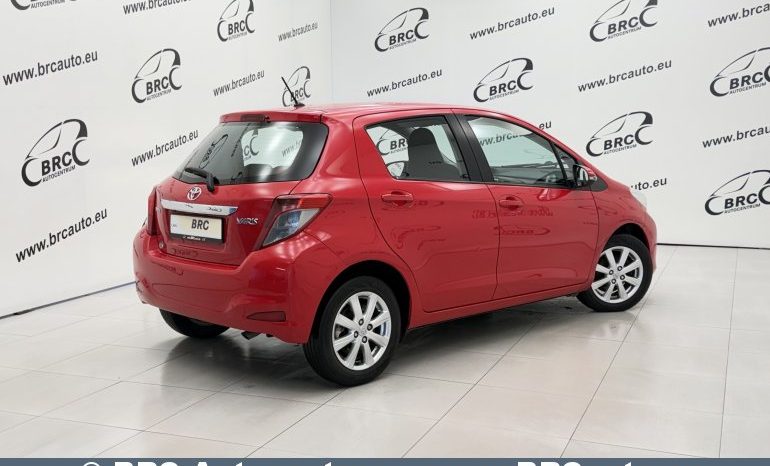 Toyota Yaris 1.3 VVT-i 2013 full
