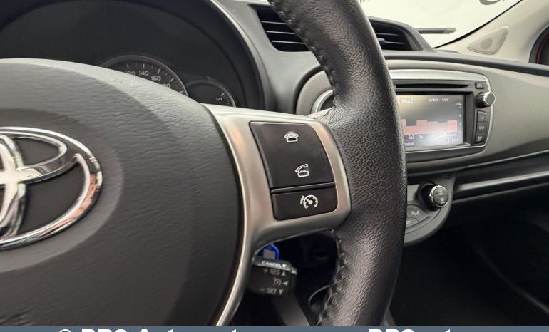 Toyota Yaris 1.3 VVT-i 2013 full