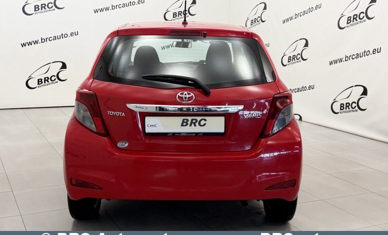 Toyota Yaris 1.3 VVT-i 2013 full