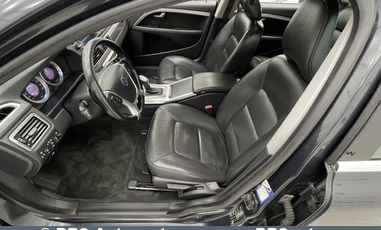 Volvo V70 D2 Drive Automatas 2012 full