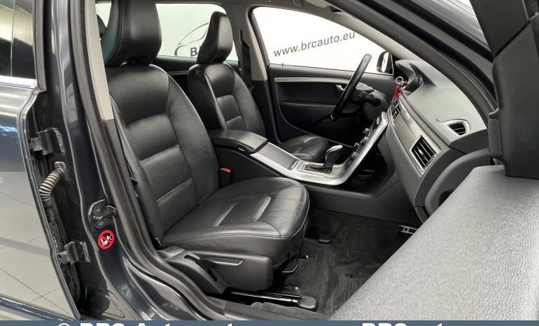 Volvo V70 D2 Drive Automatas 2012 full