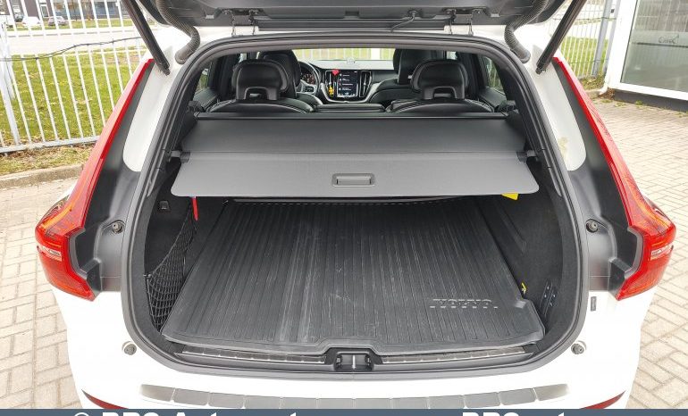 Volvo XC 60 T6 R-Line AWD Automatas 2018 full