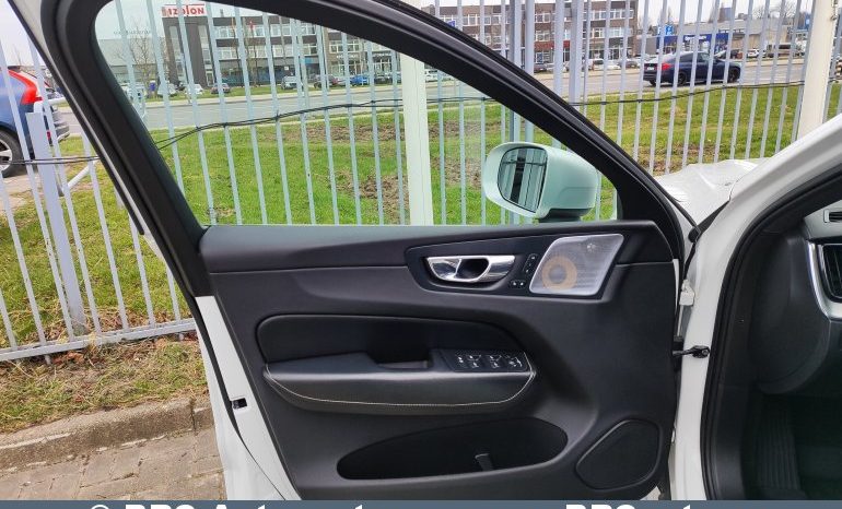 Volvo XC 60 T6 R-Line AWD Automatas 2018 full