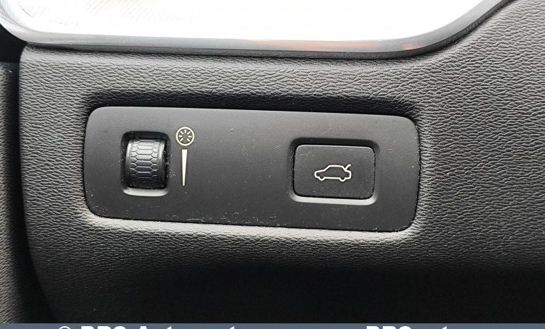 Volvo XC 60 T6 R-Line AWD Automatas 2018 full