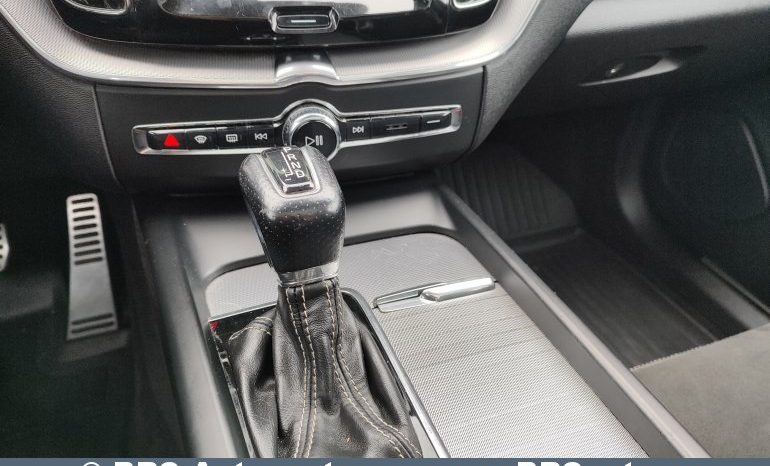 Volvo XC 60 T6 R-Line AWD Automatas 2018 full