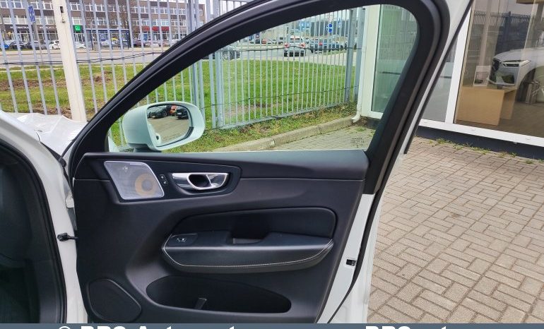 Volvo XC 60 T6 R-Line AWD Automatas 2018 full