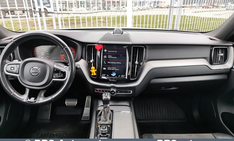 Volvo XC 60 T6 R-Line AWD Automatas 2018 full