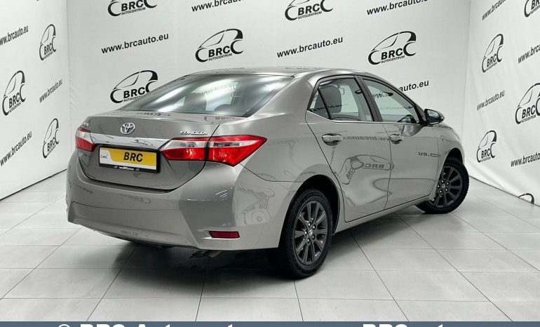 Toyota Corolla 1.6 Valvematic Automatas 2016 full