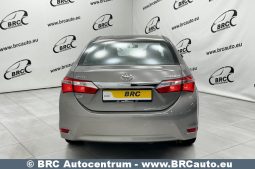 Toyota Corolla 1.6 Valvematic Automatas 2016 full