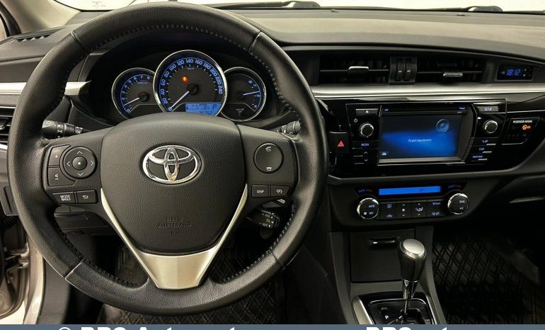 Toyota Corolla 1.6 Valvematic Automatas 2016 full