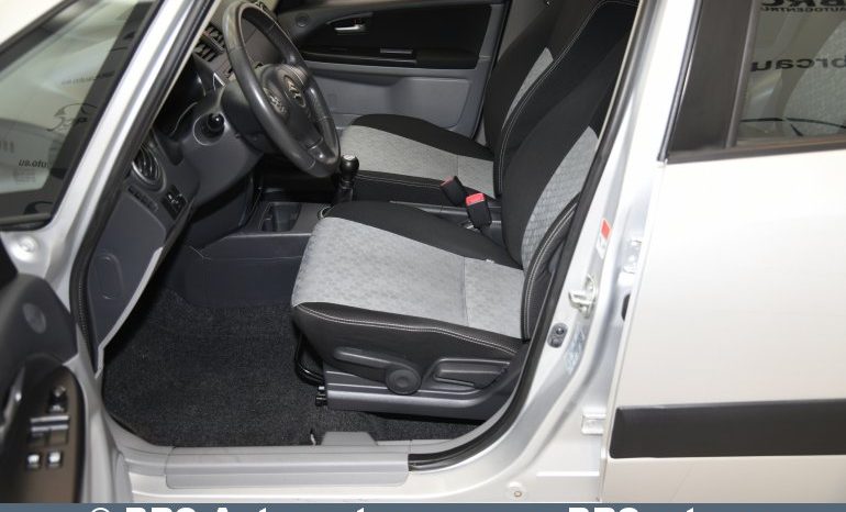 Suzuki SX4 1.6 VVT SE 4×4 2013 full