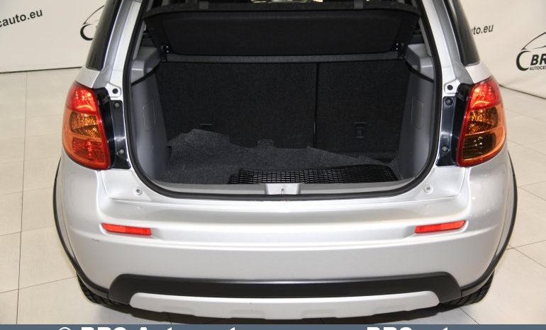 Suzuki SX4 1.6 VVT SE 4×4 2013 full