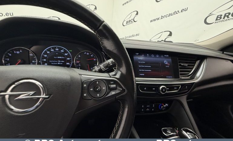 Opel Insignia Sports Tourer 2.0CDTI Automatas 2018 full