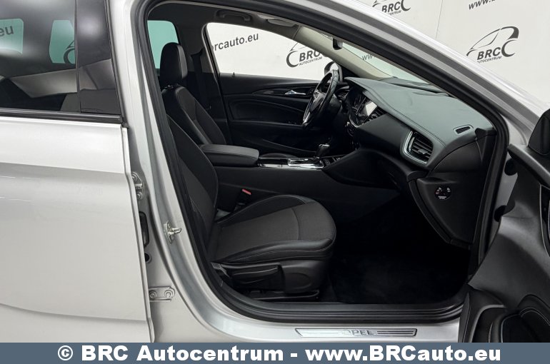 Opel Insignia Sports Tourer 2.0CDTI Automatas 2018
