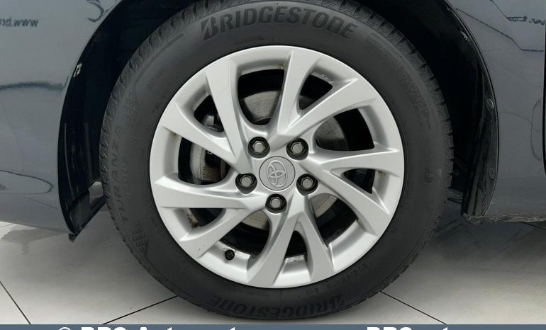 Toyota Auris 1.8 Hybrid Automatas 2017 full