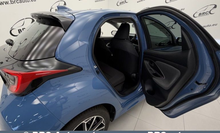 Toyota Yaris 1.5 Hybrid Elegant Automatas 2020 full