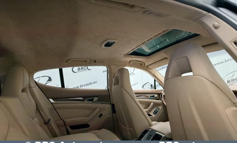 Porsche Panamera 4S Automatas 2011 full