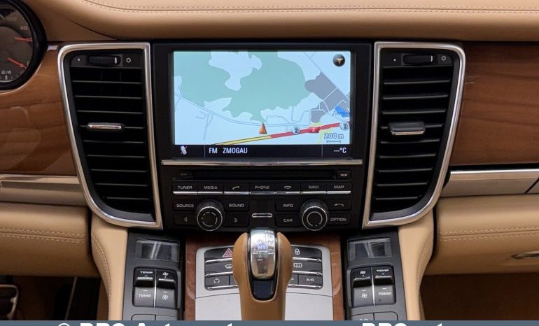 Porsche Panamera 4S Automatas 2011 full