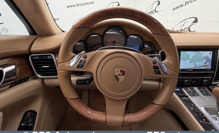 Porsche Panamera 4S Automatas 2011 full