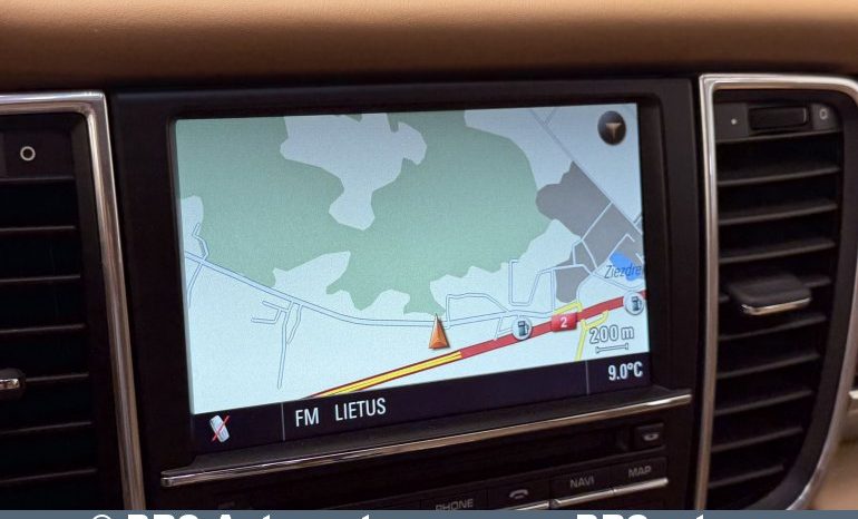 Porsche Panamera 4S Automatas 2011 full