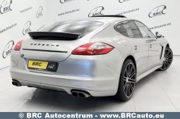 Porsche Panamera 4S Automatas 2011 full