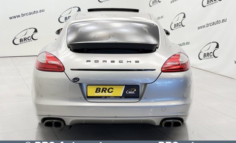 Porsche Panamera 4S Automatas 2011 full