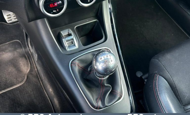 Alfa Romeo Giulietta 1.6 JTDm 2010 full