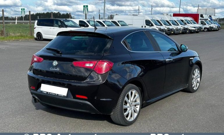 Alfa Romeo Giulietta 1.6 JTDm 2010 full