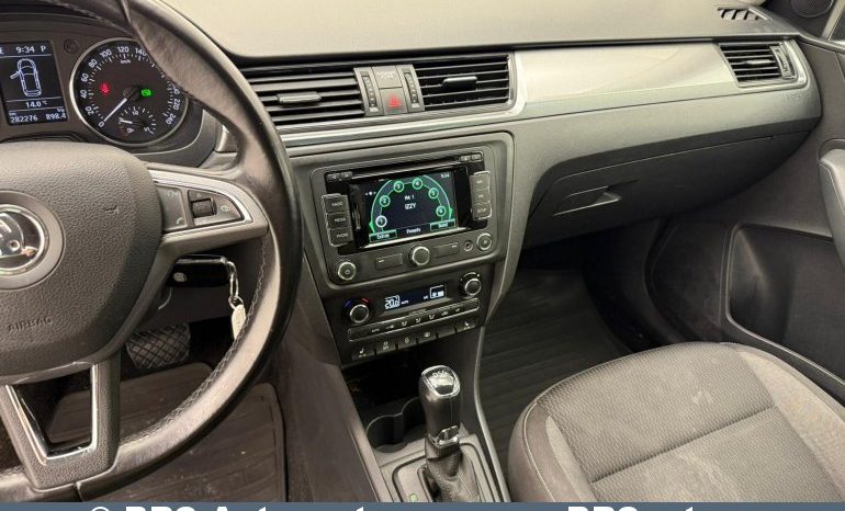 Skoda Rapid 1.6 TDI DSG Spaceback Ambiente 2013 full