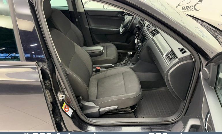 Skoda Rapid 1.6 TDI DSG Spaceback Ambiente 2013 full