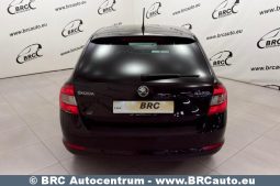 Skoda Rapid 1.6 TDI DSG Spaceback Ambiente 2013 full