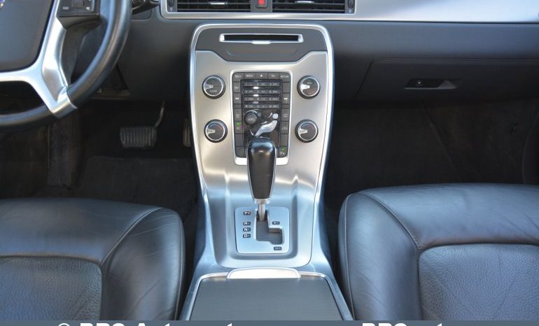 Volvo V70 D3 Automatas 2012 full
