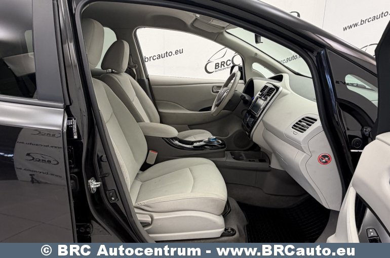 Nissan Leaf 30kwH Automatas 2017