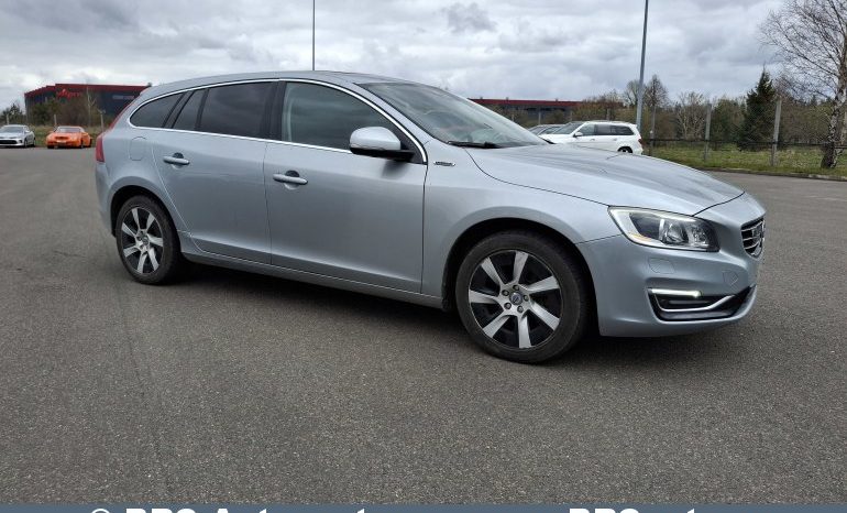 Volvo V60 2.4 D6 AWD Plug-in Hybrid Automatas 2015 full