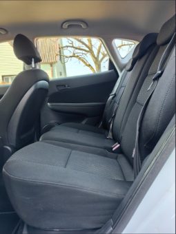 Hyundai i30 2010 full